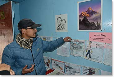 Even though the school is closed for holiday and it was early in the morning, the art teacher came to open the door and show us around.