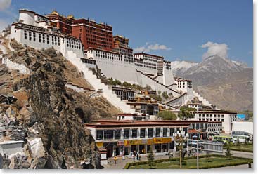 The Potala Palace – Winter residence of the Dalai Lama until 1959 Tibetan uprising when  the 14th Dalai Lama fled to India. The construction started in 1645 by the 5th Dalai Lama