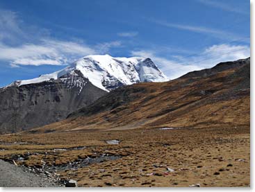 The views along the road contiune to be spectacular.