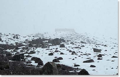 Finally we saw the Whymper Hut through the mist.