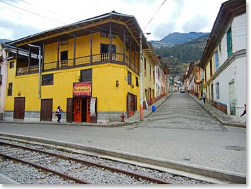 We arrived at Alausi quite early; we visited this small tourist town famous for their ice cream.
