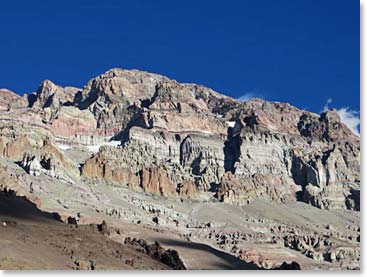 This evening on New Year’s Day, the west face of Aconcagua, which rises above us at Plaza de Mulas, was beautiful.