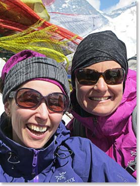 Katie Ross (Left) and Joanne Howes (Right) on the summit