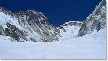 The famous Western Cwm (Everest on Left, Lhotse center)