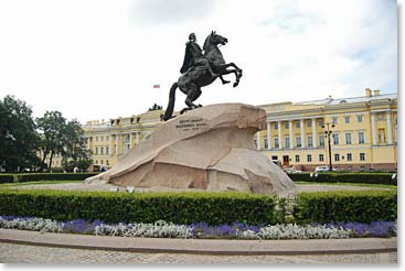 We visited the Bronze Horseman, depicting Peter the Great riding over a serpent that represents ignorance and superstition.