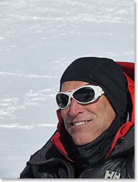 Gordon smiling high up on Elbrus
