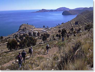 Along the trails of the Isla Del Sol