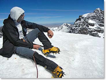 A great place for a rest; at the top of Pequeno Alpamayo.