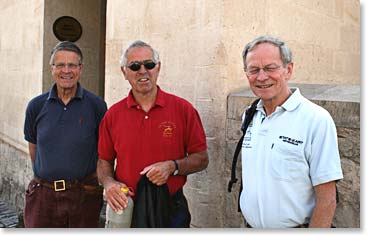 Evert, Bart and Jan are happy to have arrived in Cappadocia.