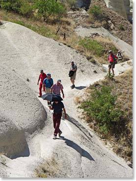 We started our walk in the Love Valley, Evert leading the way with his black umbrella, which is quite brilliant; it protects him from the light and makes the hike quite cool. He says that he doesn’t need sun glasses or a hat.