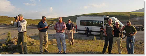Everyone got out of the bus to make sure they had a good photo; it was “foto maken” time.