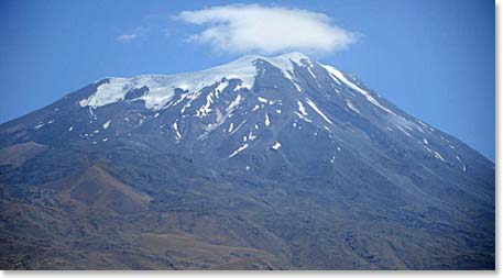 The mountain looking increasingly imposing as we got closer