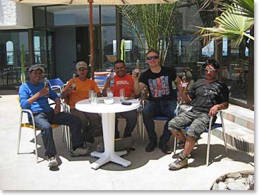 The team enjoying cerveza’s after their climb. Way to go team!