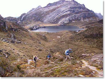 Beginning our day’s hike with incredible trekking ahead