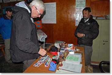 Jim Brown returned to the Edmund Hilary School after visiting with BAI in 2012 to bring toothbrushes, pencils, pens and other items for the local children.