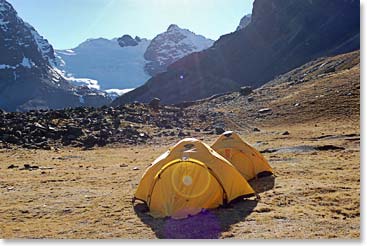 Beautiful weather at Condoriri Base Camp