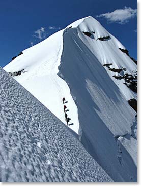 Tomorrow the team will take on an impressive mountain - Pequeno Alpamayo.