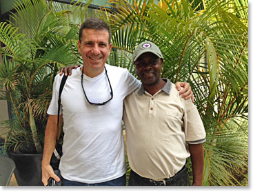 Sunday morning. Hugo and Peter went off to explore Arusha. They went to the Sunday Maasai market and to do a bit of Shopping.