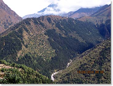 The Tengboche Hill trail