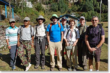 The team is more than ready to go – time to face the Namche Hill.