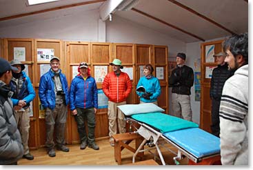 In Khunde we paid a visit to the Khunde Hospital, founded by Edmund Hillary and funded by the Canadian Himalayan Trust.