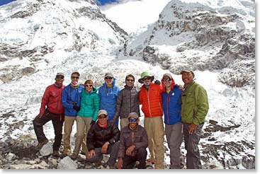 The team in front of the Icefall