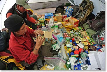 Our Bolivian staff organizing the food for the mountain