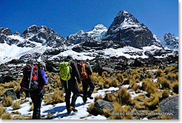 Approaching Cabeza de Condor