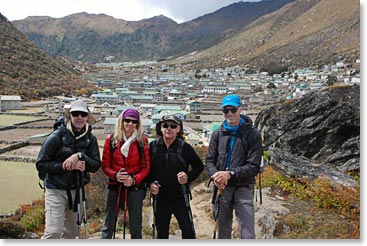 Team by the villages of Khunde and Khumjung