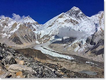 Views of the Khumbu glacier and Everest