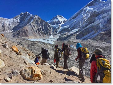 Our path led down into the Khumbu glacier. Base camp was still far ahead at the end of the valley.