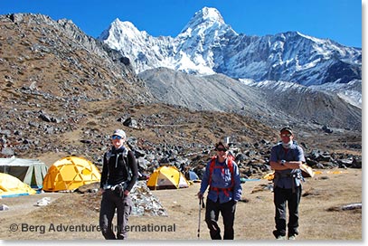 Departing for the Highland Sherpa Resort (Temba’s Lodge)