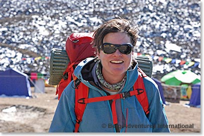 Jen made her summit push and can now celebrate their success