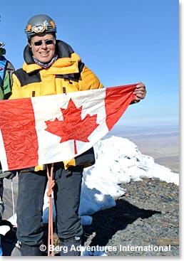 The team reached the summit of Cabeza de Condor on July 1st, at 9am. Chris Von Gartzen brought her Canadian flag