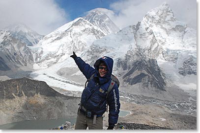 There's Everest above us!  Beautiful views on the way up Kala Pattar 