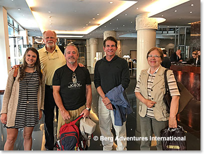 The team arriving at the Park Hyatt Moscow