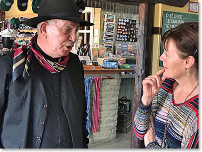 Bev talking with Carlos – owner of La Leona