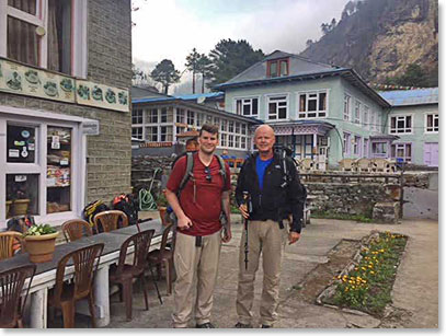 Leaving Phakding