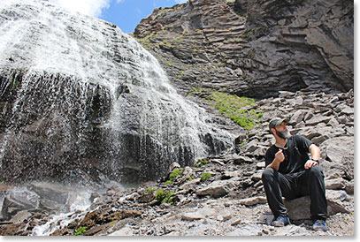 Just in time we found a beautiful waterfall