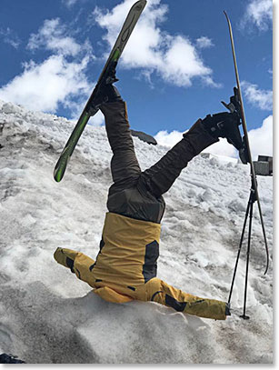 Dummy portraying an unfortunate skier at the barrels