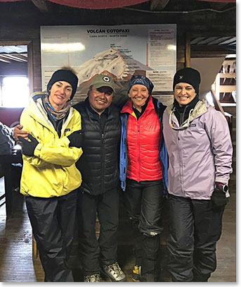 Osvaldo, Margaret, Andrea and Adriana by the Cotopaxi map