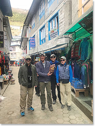 The streets of Namche Bazaar