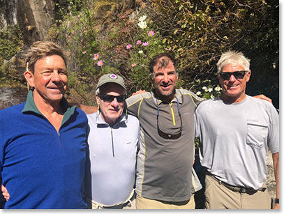 A lucky reunion along the trail to Namche. The Sharks were reunited with Dave Hahn, who they met on mountain Vinson in Antarctic 20 years ago.