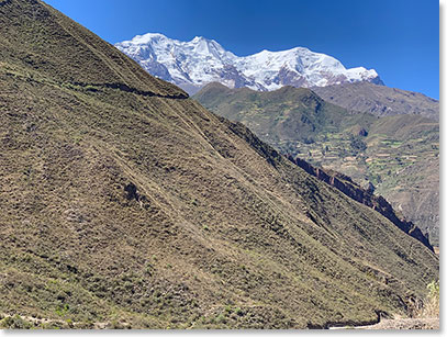 Amazing views of Illimani on their drive back to La Paz