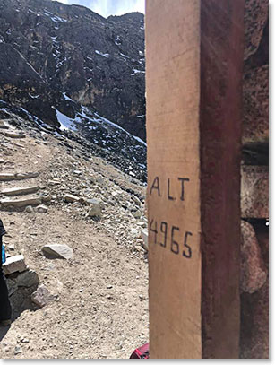 Huayna Potosi hut altitude