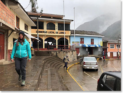 Visiting the village of Lares