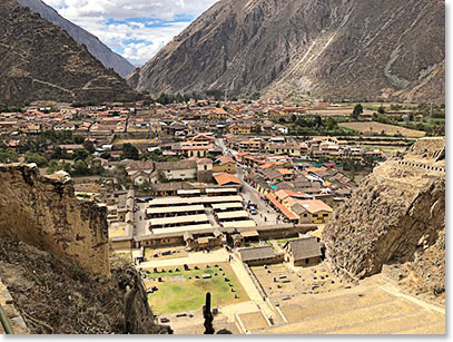 Ollantaytambo and the Urubamba Valley, Sacred Valley, from the archeological site